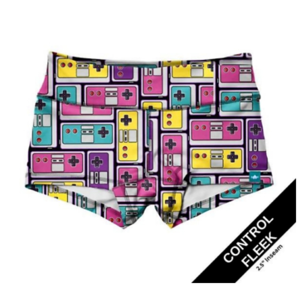 Control Fleek Shorts